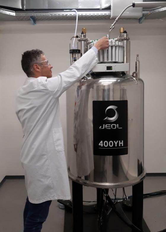 NMR Jeol 400